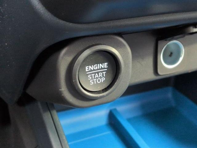 New 2026 Oxford White Ford XLT image 16