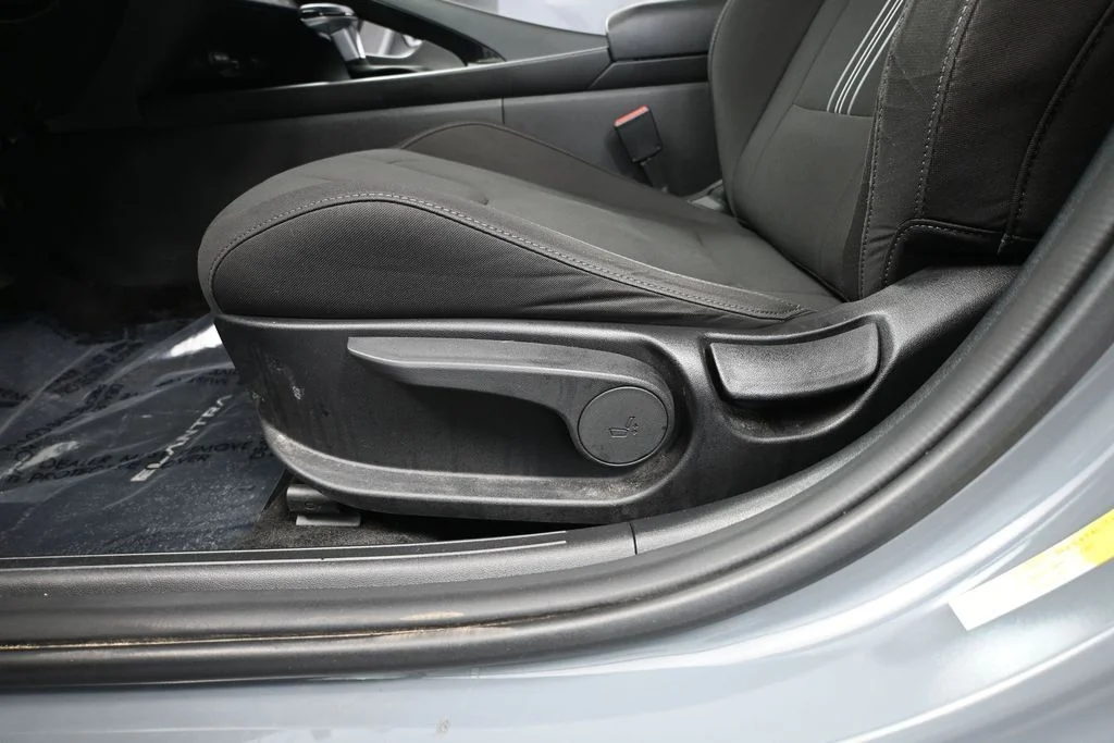 Used 2021 Gray Hyundai SEL image 20