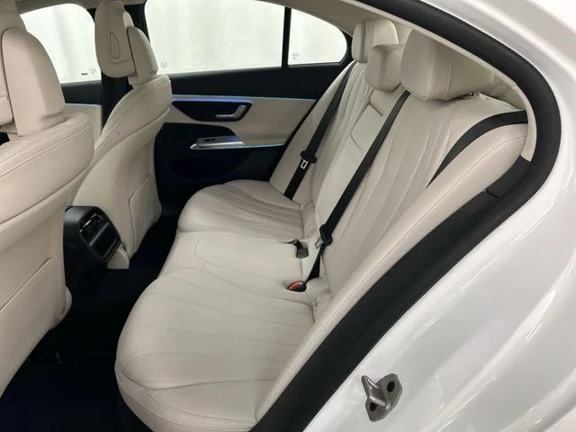 2025 Mercedes-Benz E-Class E350 - Photo 24