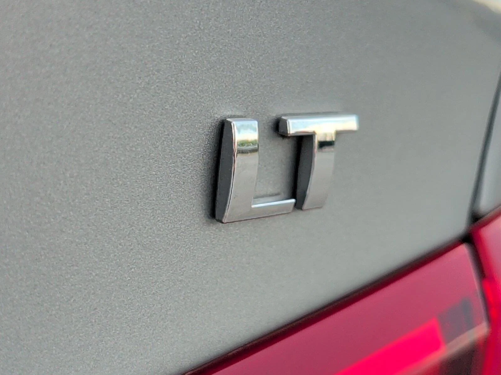Used 2023 Sterling Gray Metallic Chevrolet LT image 33