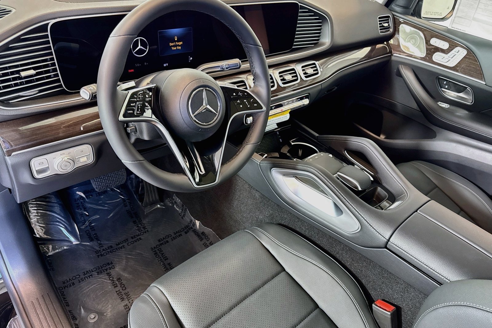 New 2026 Black Mercedes-Benz GLE 450 image 9