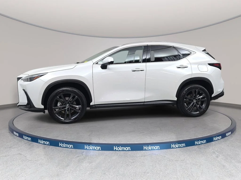 Used 2022 White Lexus 450h+ Luxury image 9