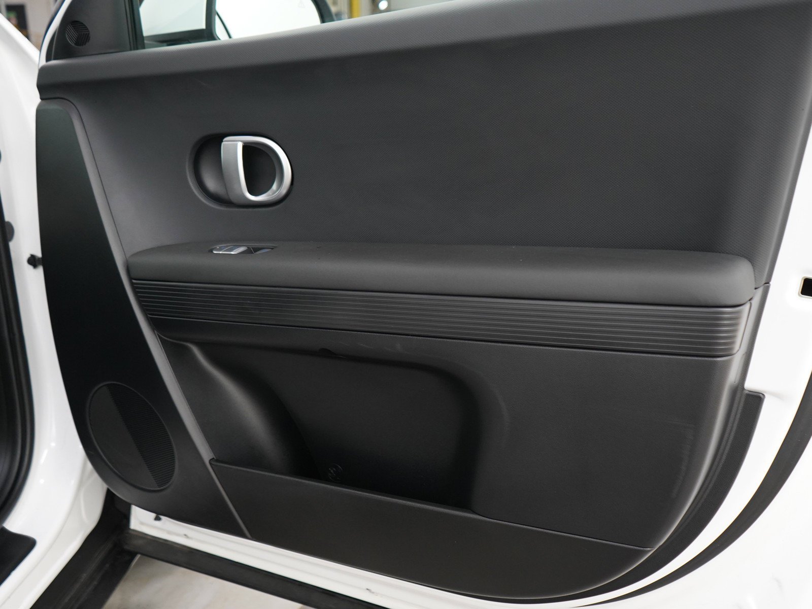 2024 Hyundai IONIQ 5 SEL - Photo 9