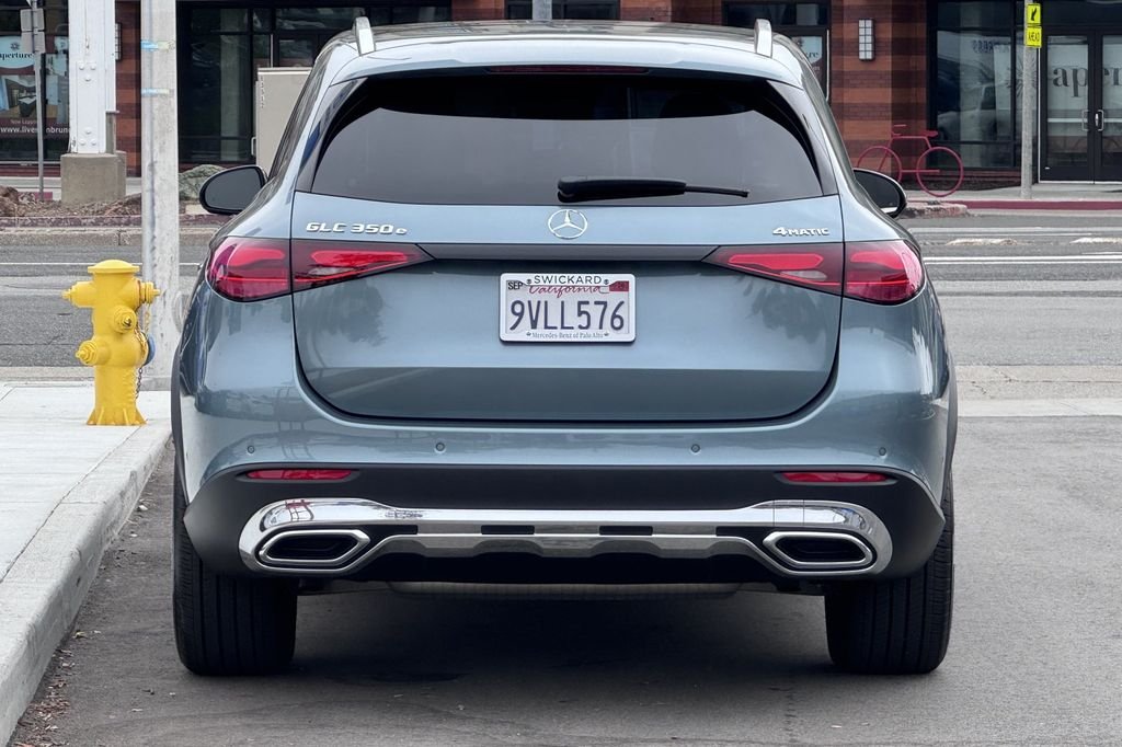 Used 2026 Verde Silver Metallic Mercedes-Benz GLC 350e image 5