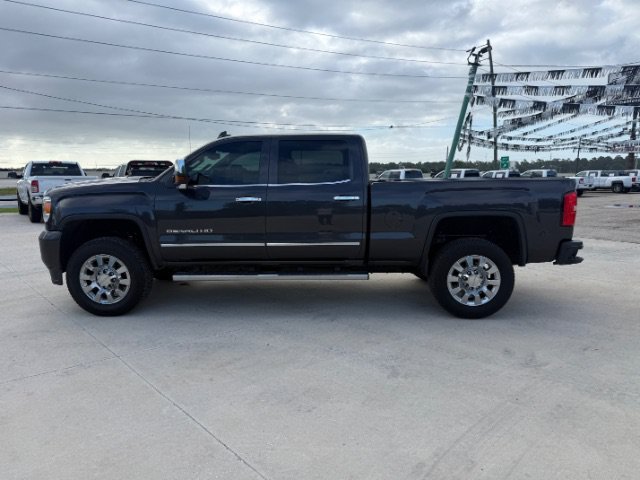 Used 2016 Iridium Metallic GMC Denali image 2