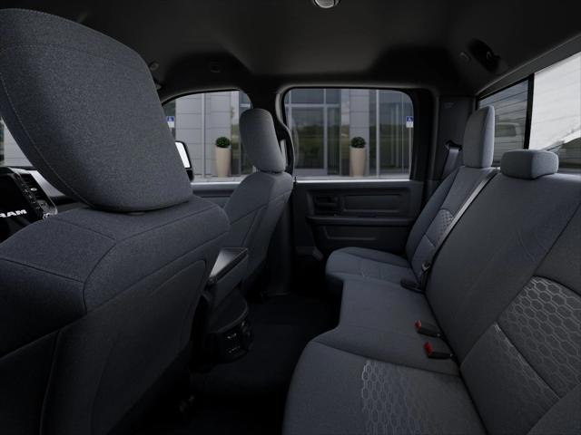 New 2026 Diamond Black Crystal Pearl-Coat Exterior Paint RAM Tradesman image 49