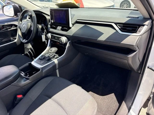Used 2024 White Toyota LE image 21