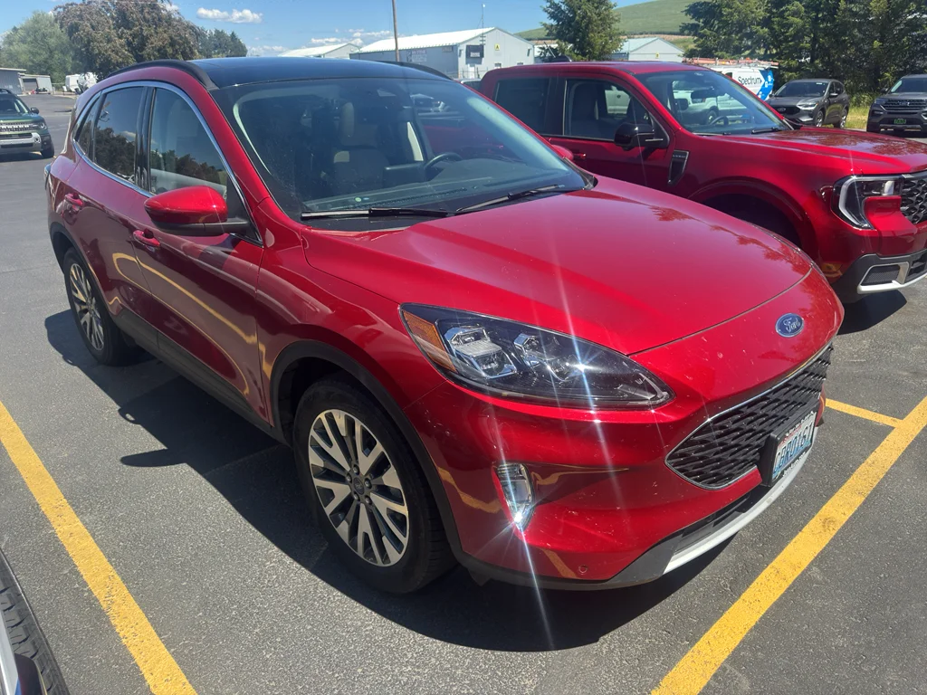 Used 2022 Red Metallic Ford Titanium Hybrid image 4