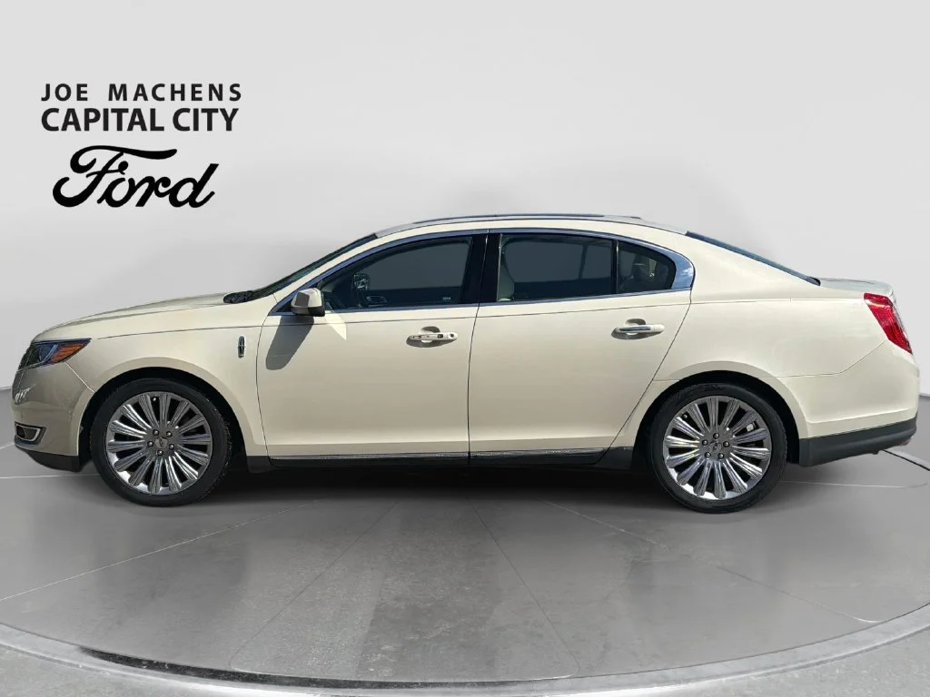 Used 2015 Silver Lincoln Base image 8