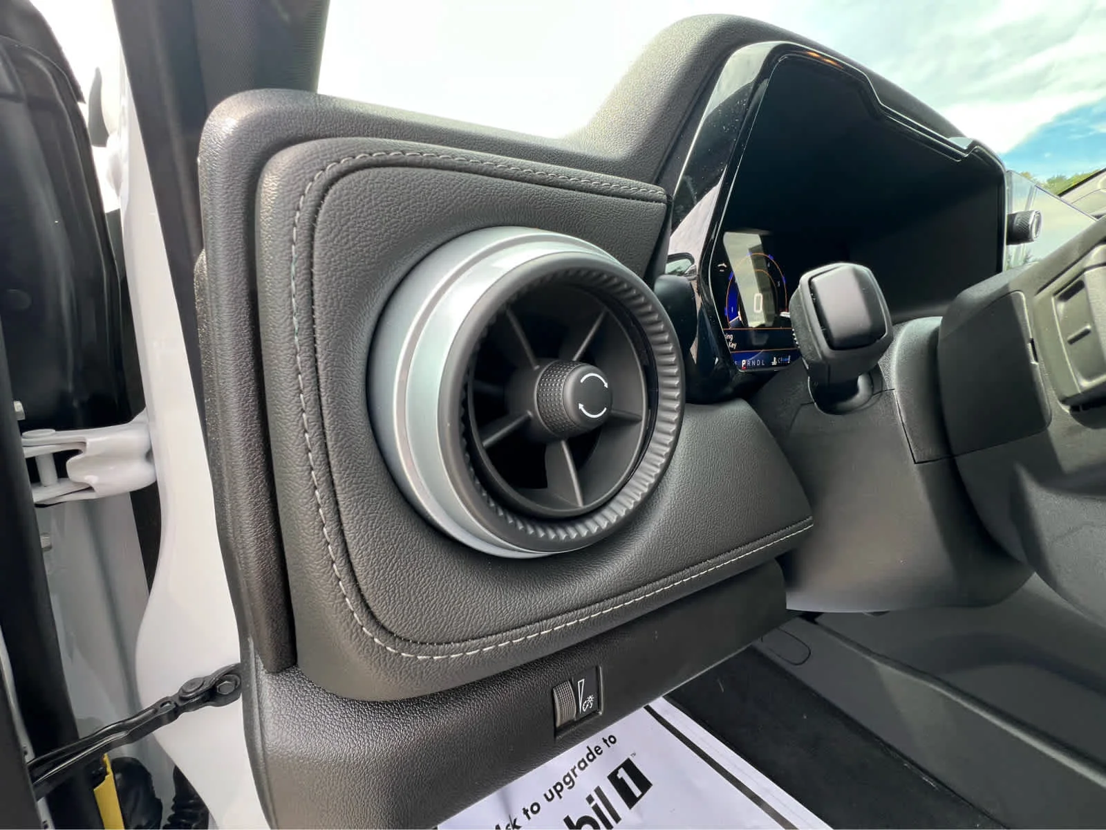 2026 Chevrolet Colorado LT - Photo 14