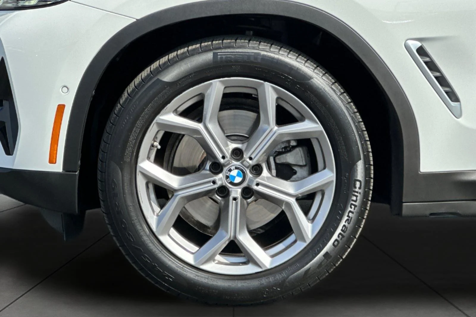 Used 2023 Alpine White BMW sDrive30i image 26