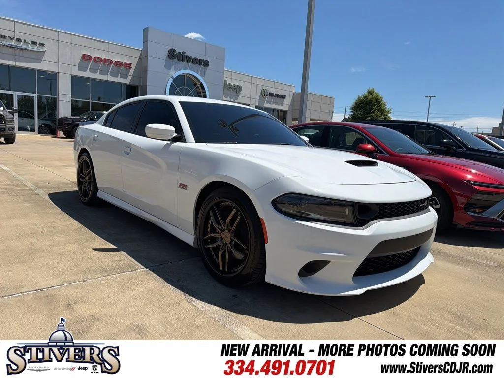 2022 Dodge Charger Scat Pack's photo