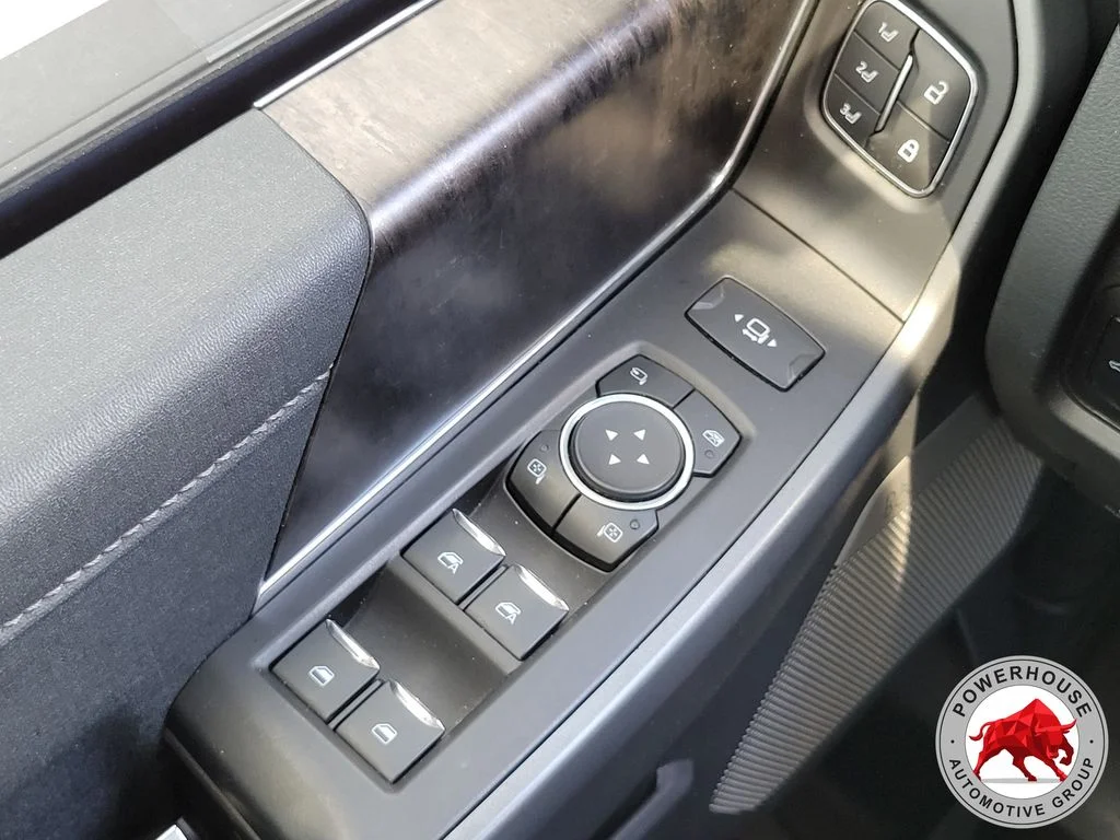Used 2024 Black Ford Lariat image 27