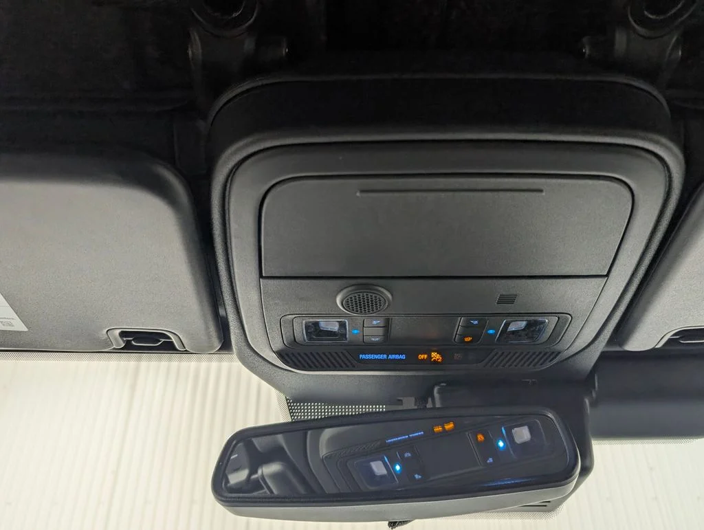 New 2026 Avalanche Gray Ford Outer Banks® image 9