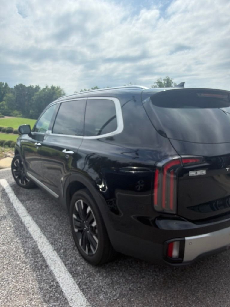 Used 2023 Ebony Black Kia SX-Prestige image 17