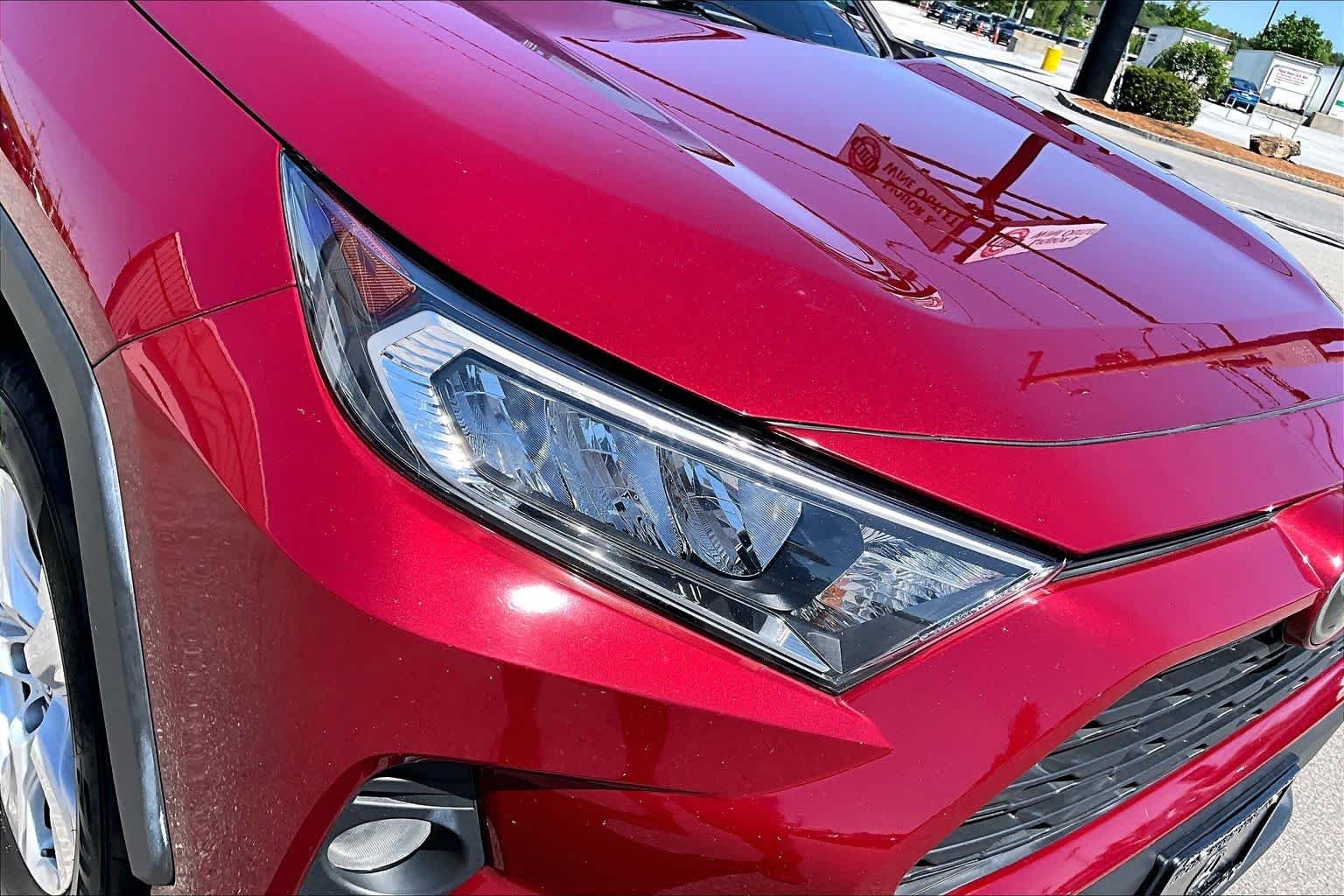 Used 2020 Ruby Flare Pearl Toyota XLE image 26