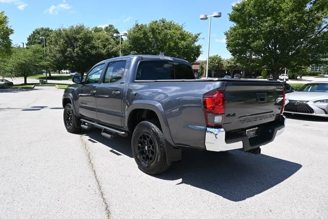 Used 2022 Gray Toyota SR5 image 7