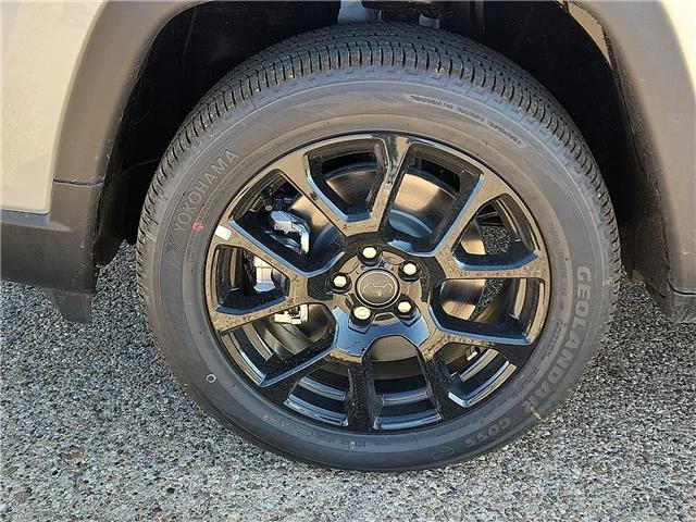 New 2026 PSE Silver Zyni Jeep LATITUDE ALTITUDE 4X4 image 7