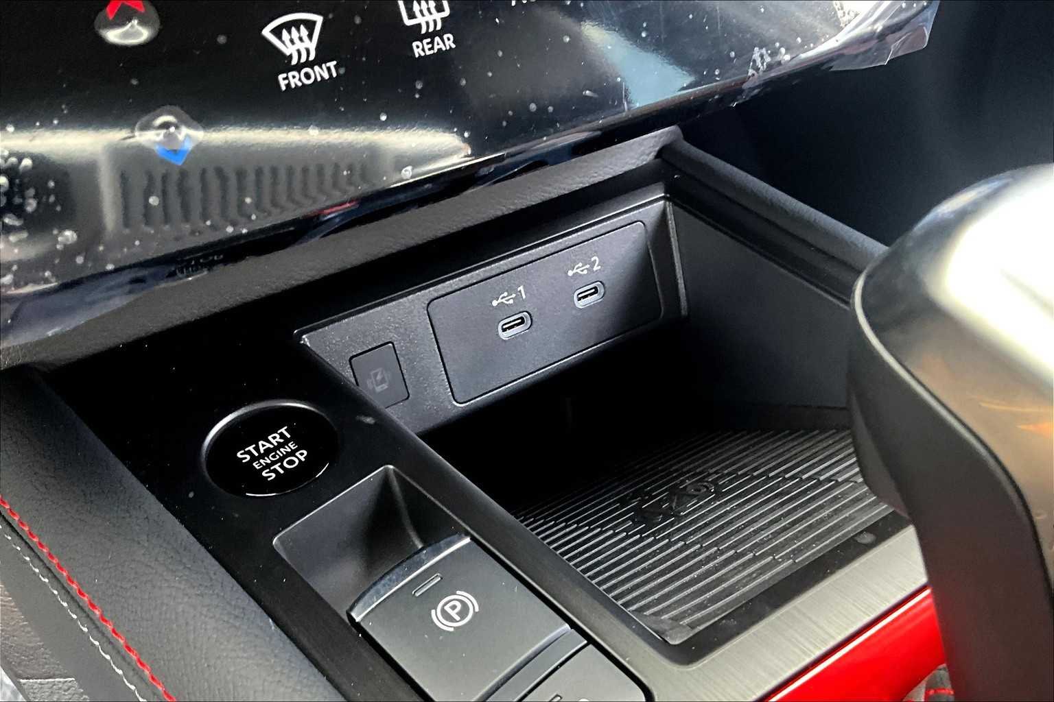 2025 Nissan Kicks SR - Photo 14