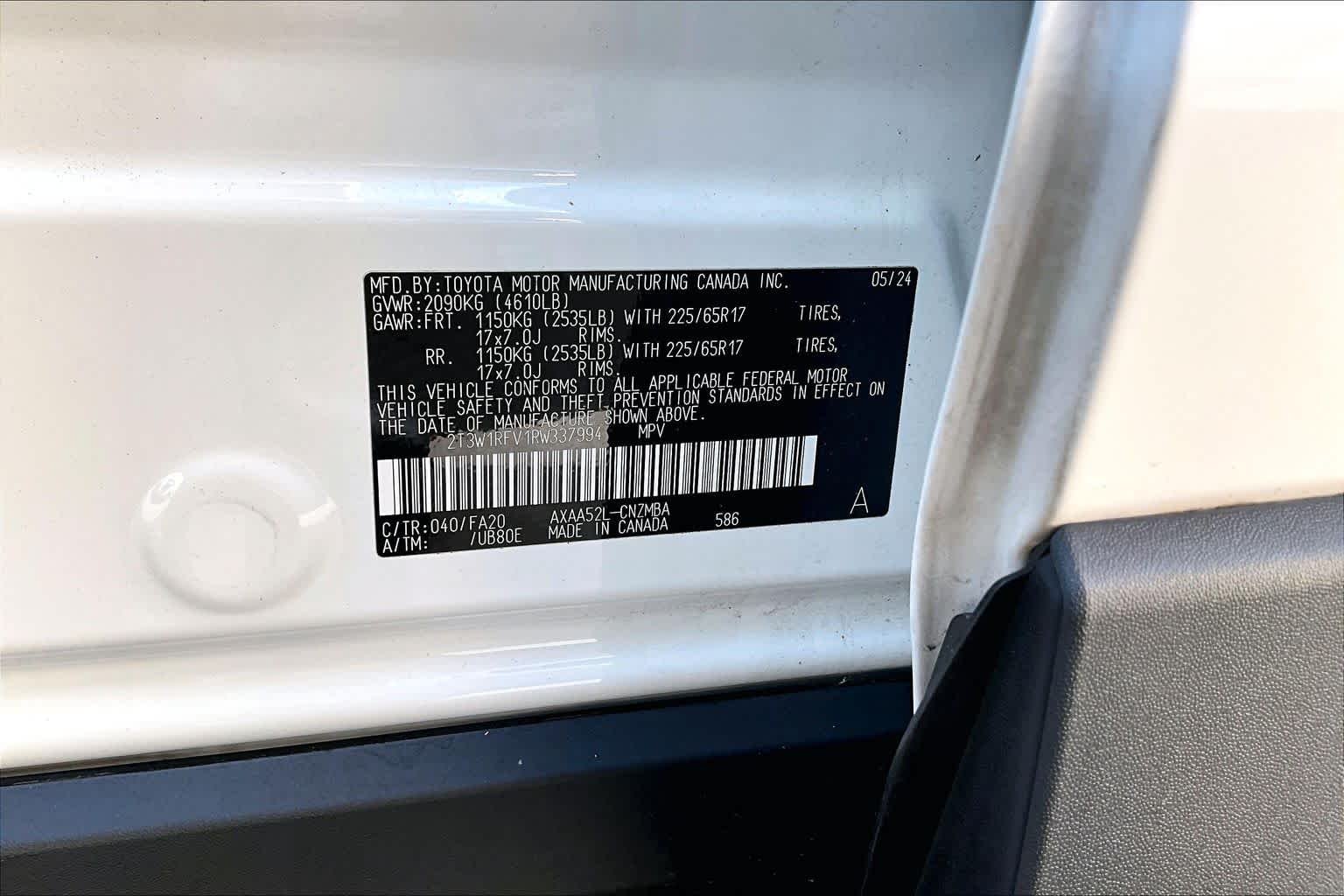 Used 2024 Ice Cap Toyota XLE image 34