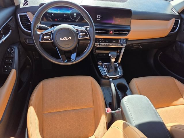 Photo 12