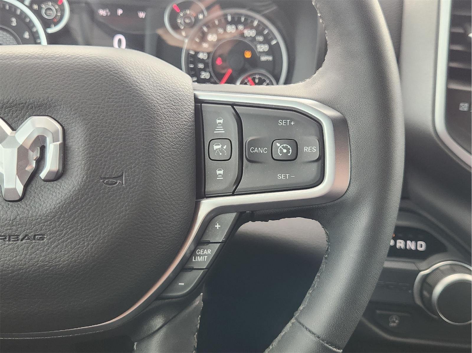 2025 Ram 1500 photo 29 of 33