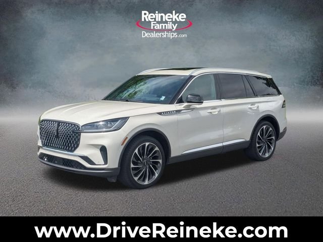 2025 Lincoln Aviator Reserve AWD's photo