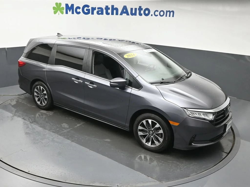 Certified Used 2024 Gray Honda EX-L image 3