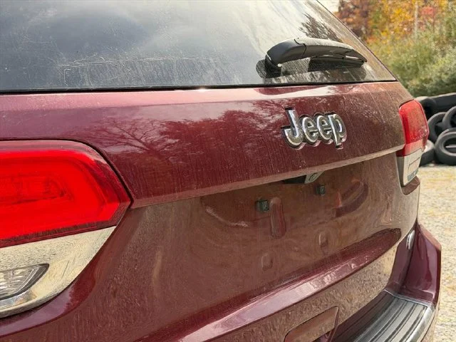 Used 2021 Red Jeep Overland image 12