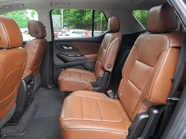Used 2019 Gray Chevrolet High Country image 12