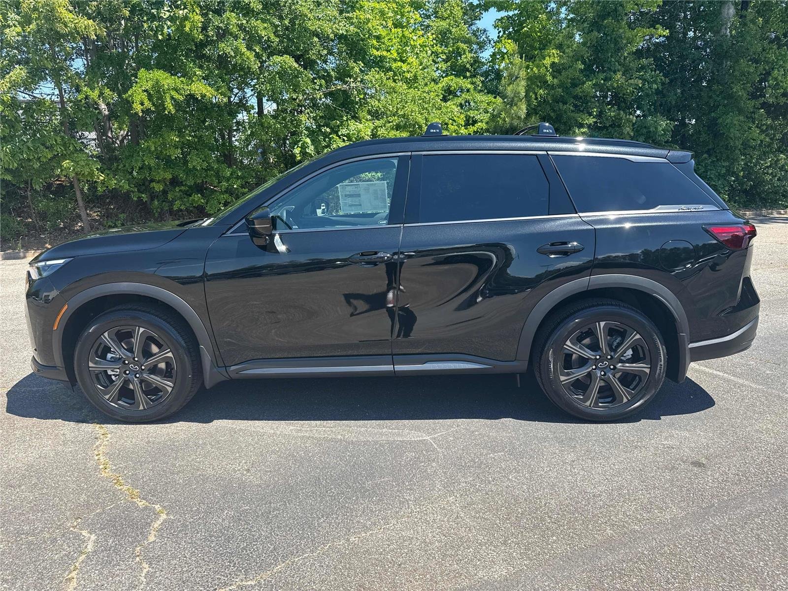 New 2027 MINERAL BLACK INFINITI Autograph AWD image 9
