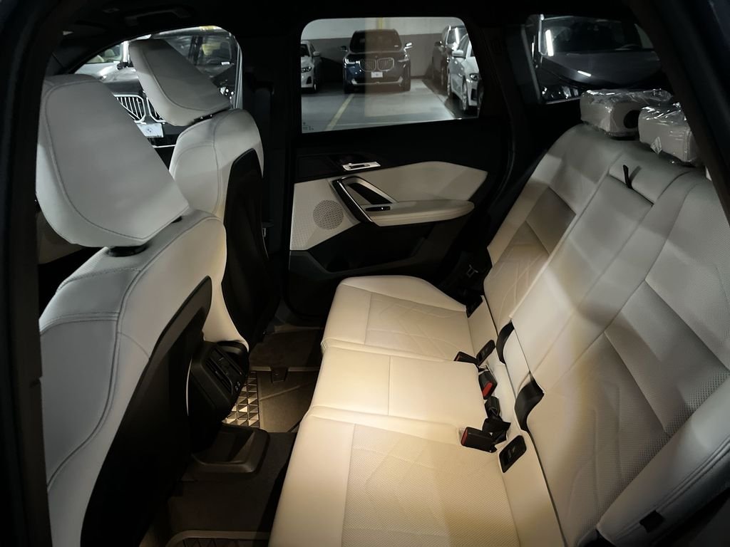 2026 BMW X1 28i - Photo 23