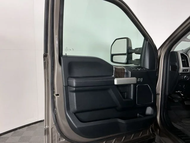 Used 2020 Gray Ford Lariat image 13