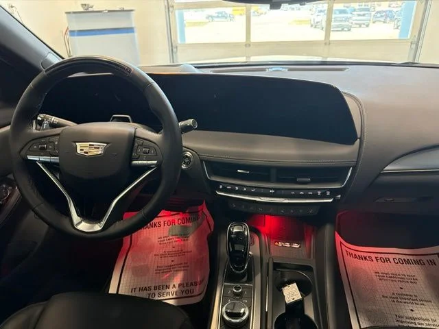 Used 2025 Silver Cadillac Premium Luxury image 24