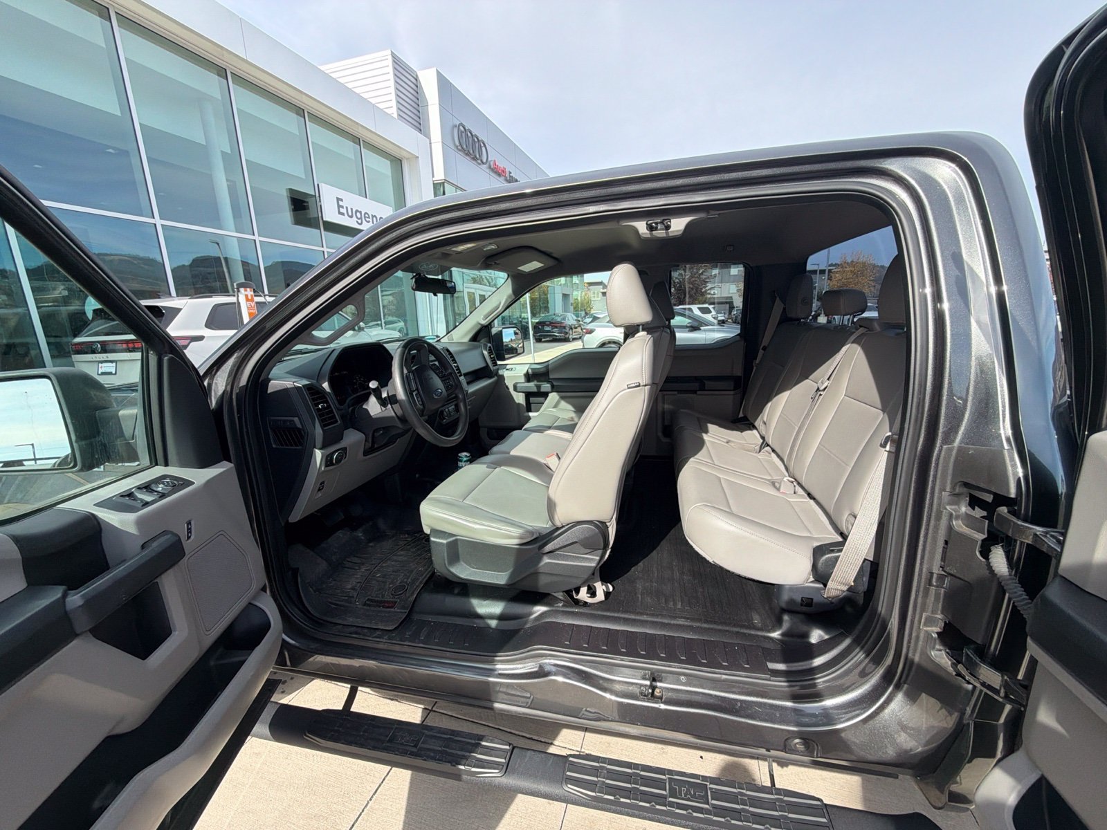 Used 2017 Gray Ford XL image 7
