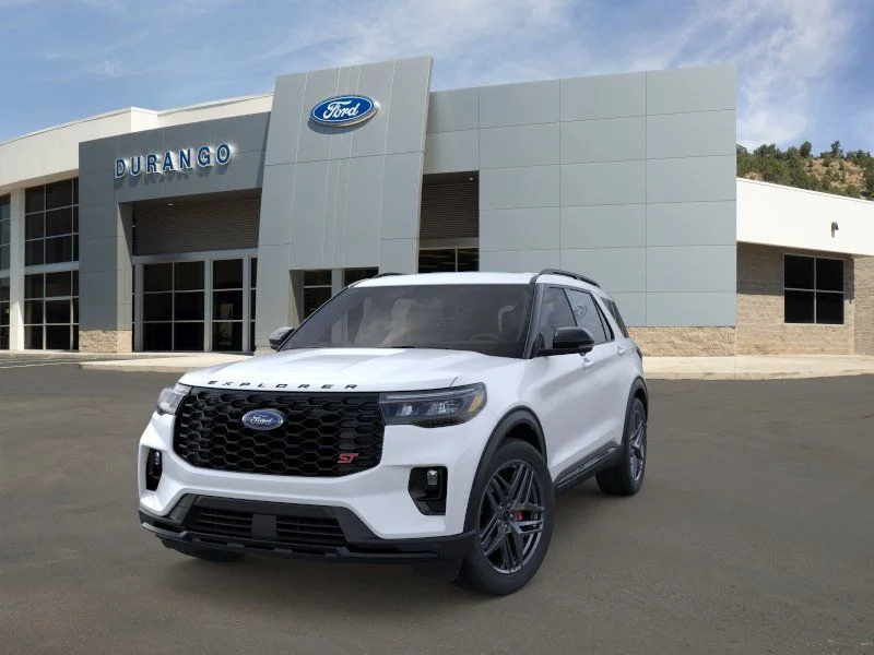 New 2026 Star White Metallic Tri-Coat Ford ST image 2