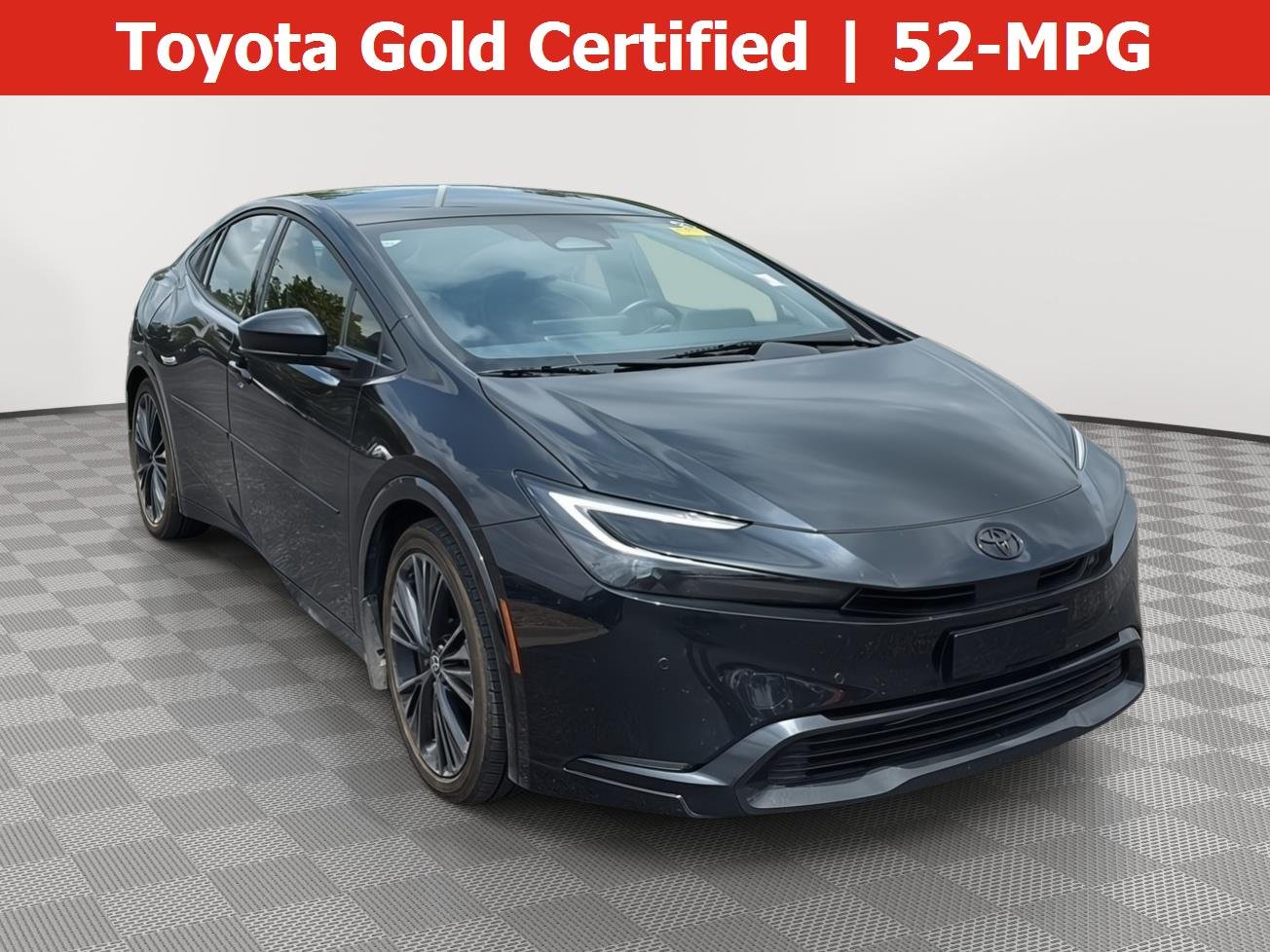 2025 Toyota Prius Limited FWD's photo