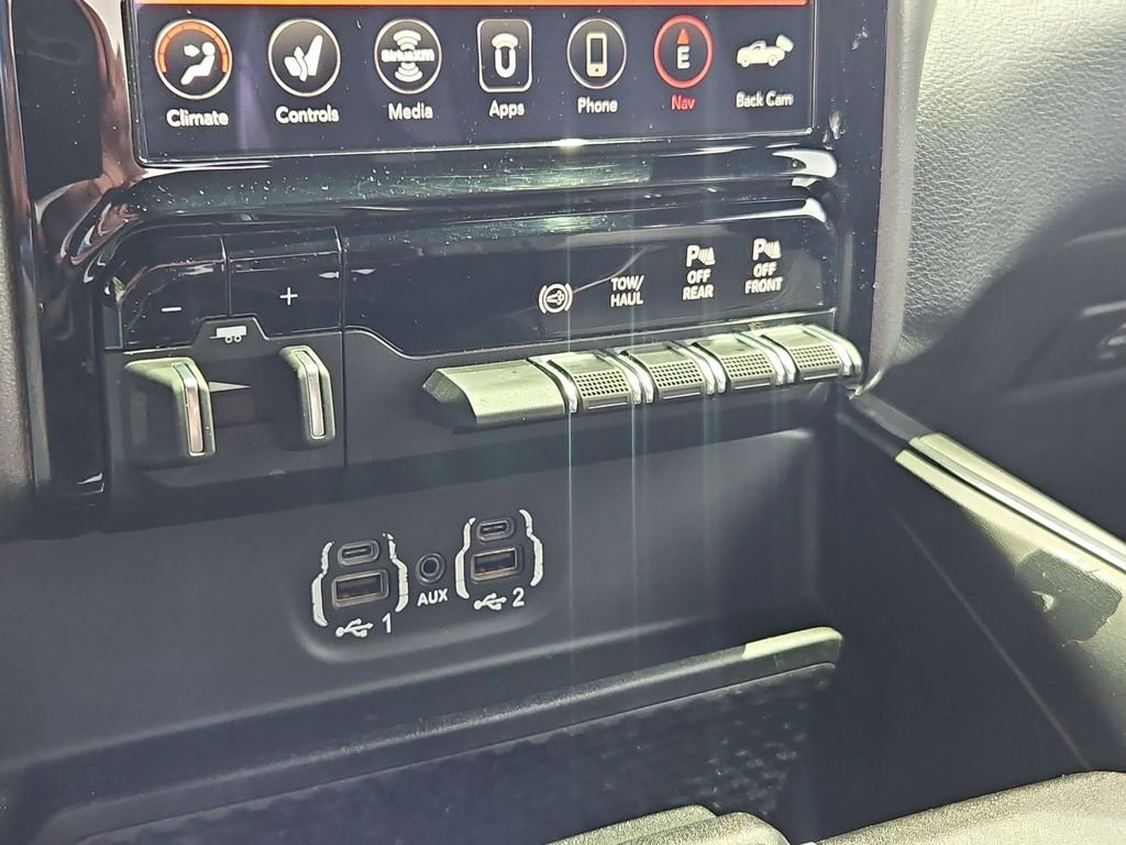 Used 2020 Crystal Metallic Ram Laramie image 25