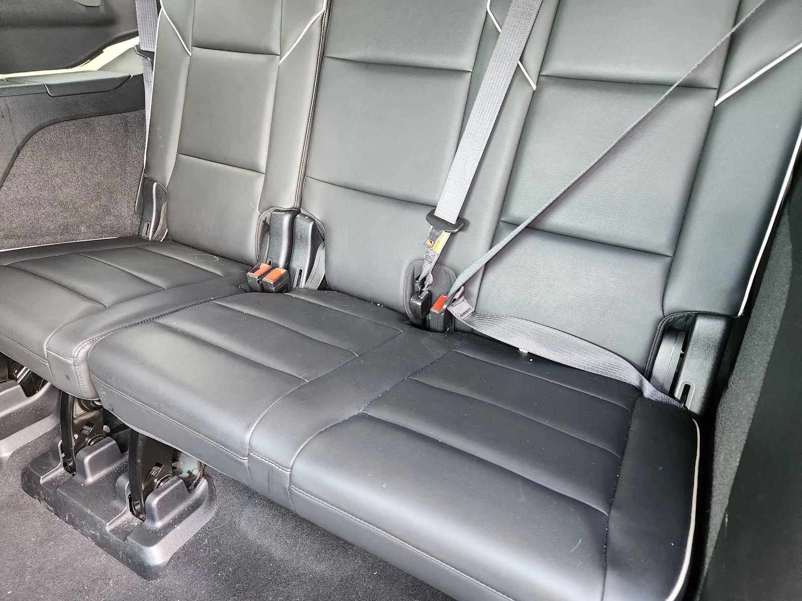 Used 2021 Sandstone Metallic Cadillac Premium Luxury image 31