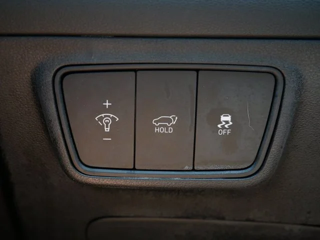 Used 2022 Quartz Hyundai SEL image 17