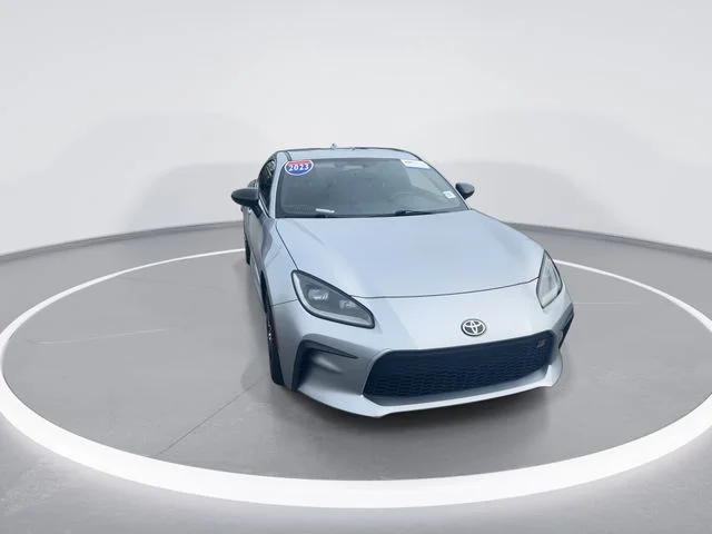 Used 2023 Gray Toyota  image 1