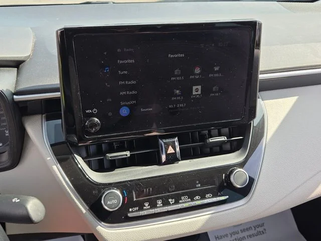 Used 2023  Toyota LE image 17
