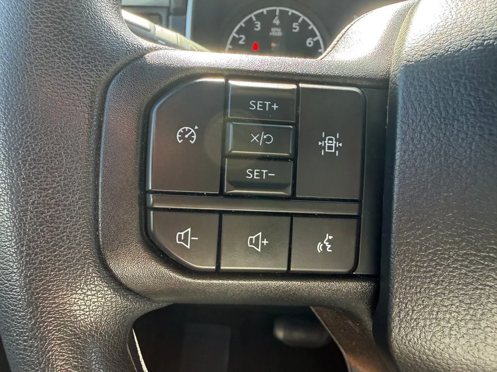 Used 2023 White Ford XL image 19
