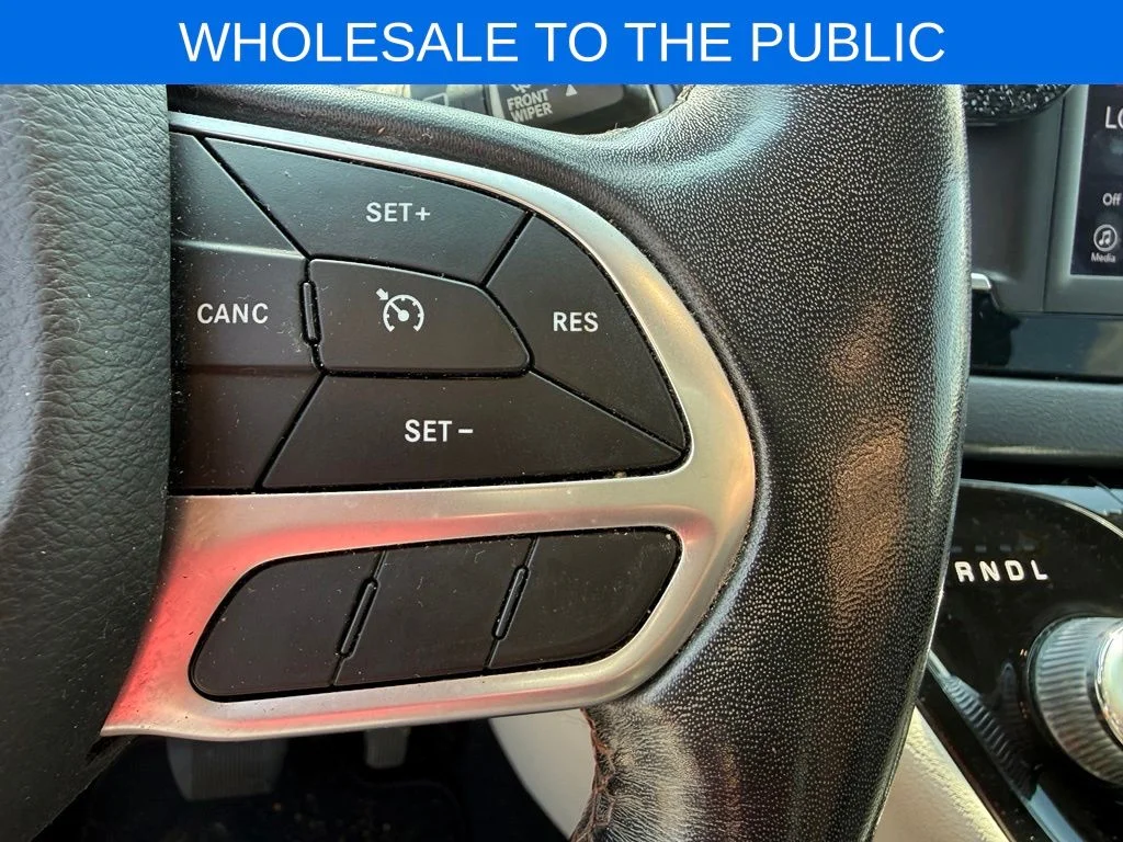 Used 2020 Silver Chrysler Touring L image 15