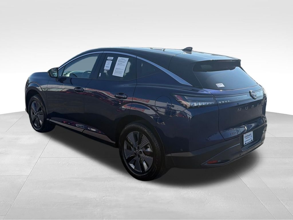Used 2025 Blue Nissan SL image 3