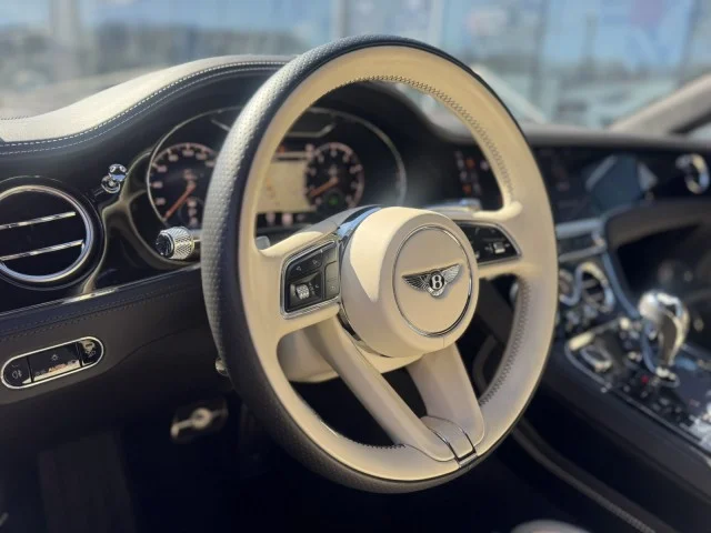 2021 Bentley Continental GT - Photo 16