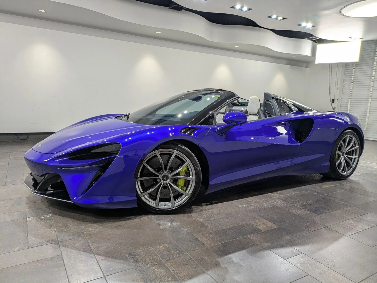 2025 McLaren Artura 3.0 Vision's photo