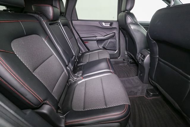 Used 2023 Silver Ford ST-Line Select image 18