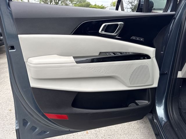 2024 Kia Carnival SX - Photo 13