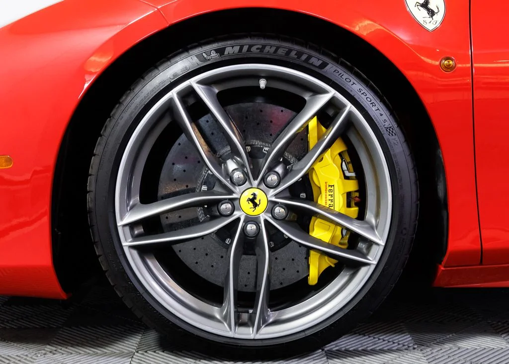 Used 2018 Rosso Corsa Ferrari Base image 11